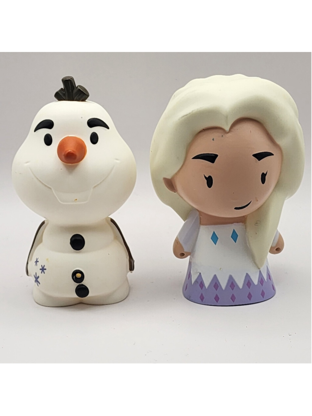 Disney Frozen Squirter Toy 2 PCS Queen Elsa-Olaf Snowman Water Pool Bath Ages 3+